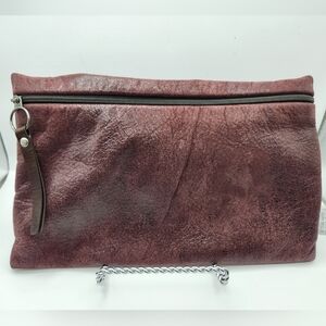 Rough And Tumble XL Slip Case, Black Rock Berry